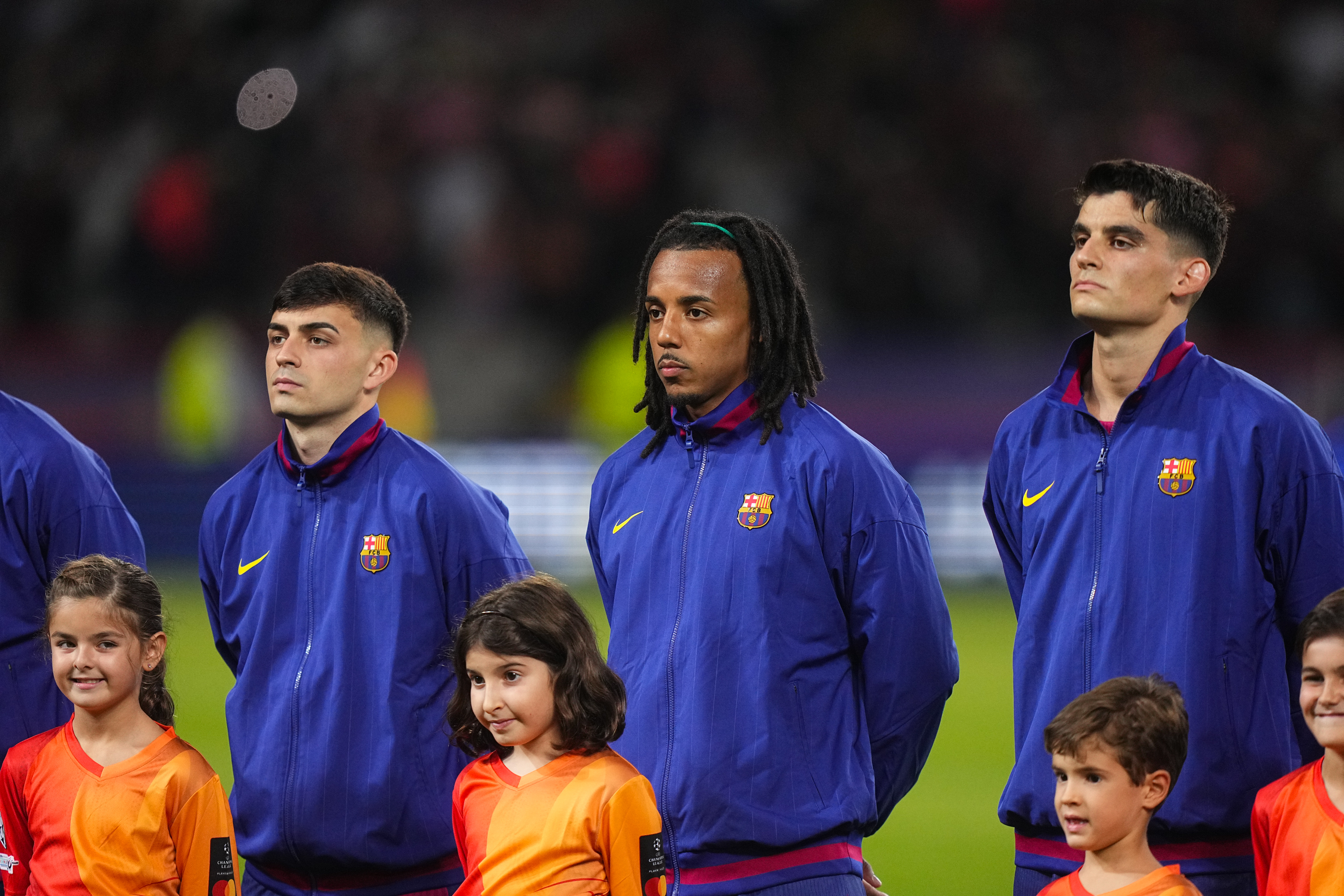 Barcelone/PSG - Gerard Martin est cash "On s’est fait marcher dessus.""
