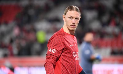 Safonov cash sur sa situation au PSG "je ne suis pas satisfait"