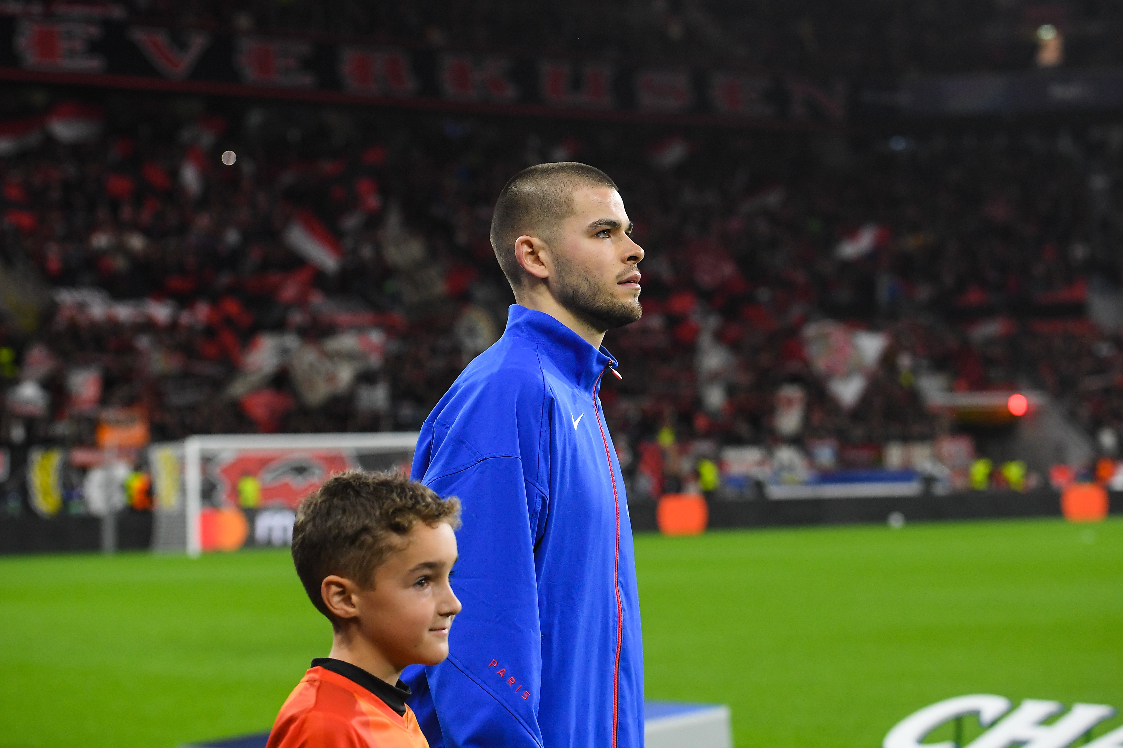 PSG - Lucas Chevalier est invité à "tout dégommer" !