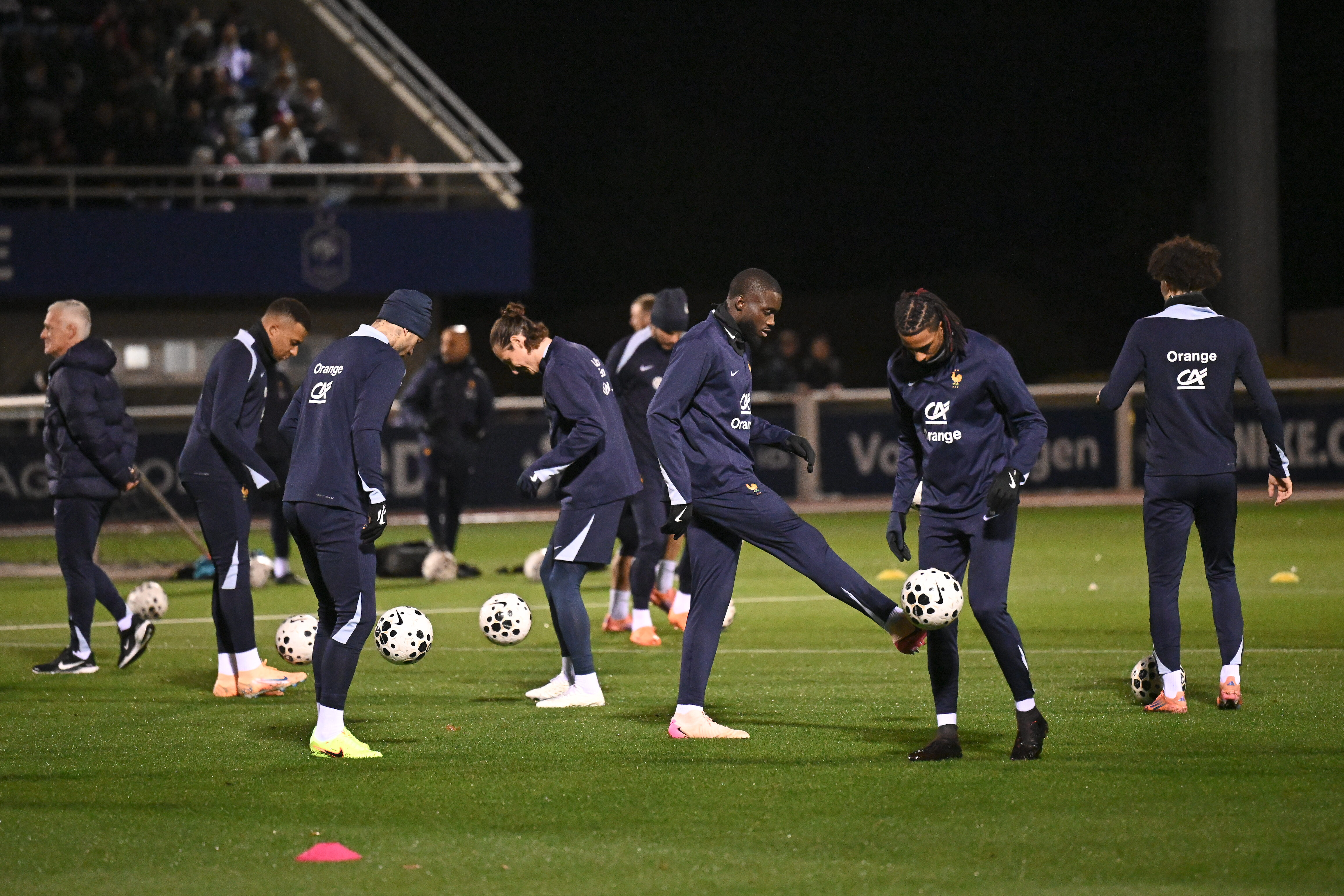 Revue de presse : France/Ukraine, qualification, hommage et Zabarnyi