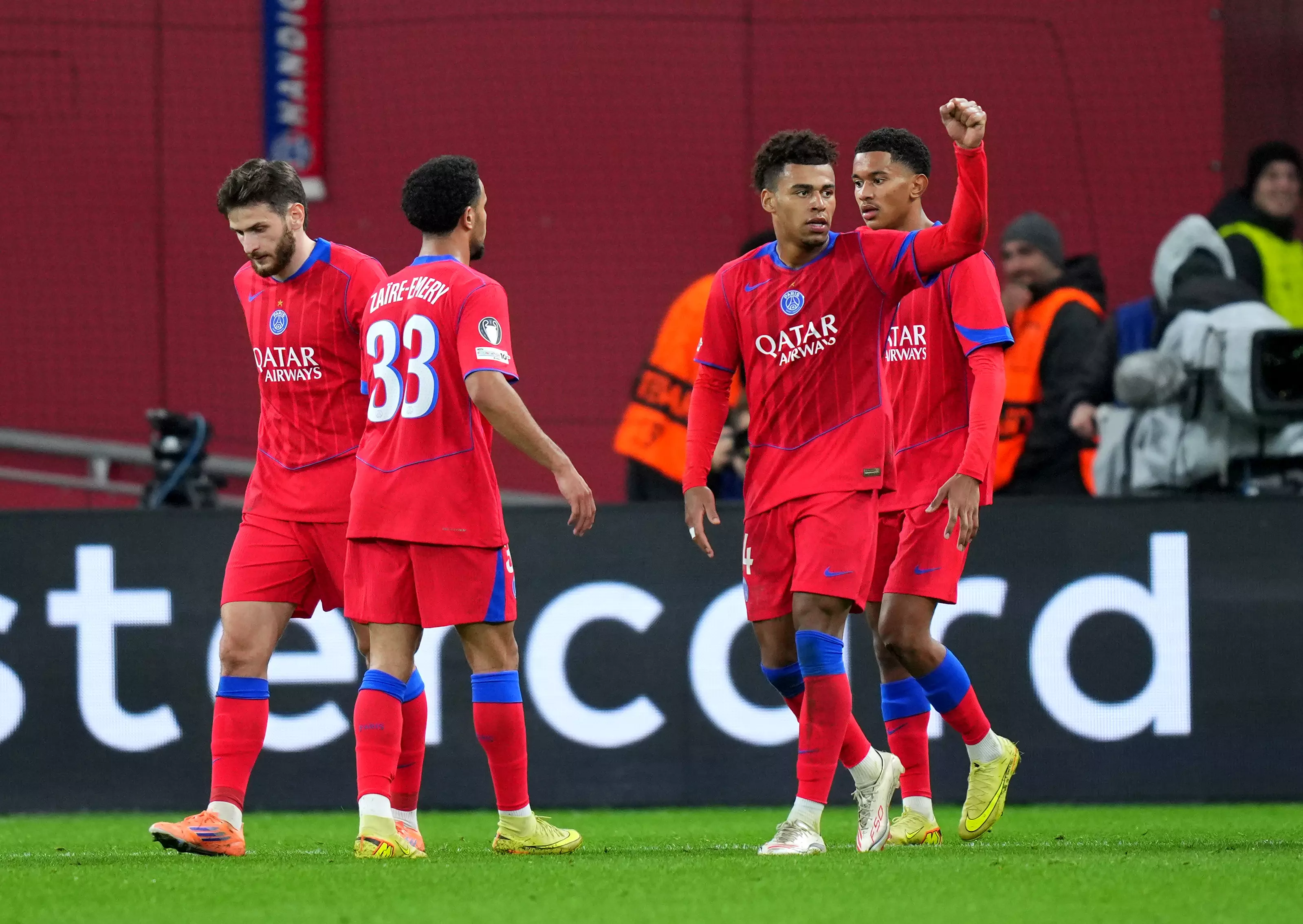 Bayer Leverkusen/PSG - Doué, Dembélé, Vitinha...les tops et flops !