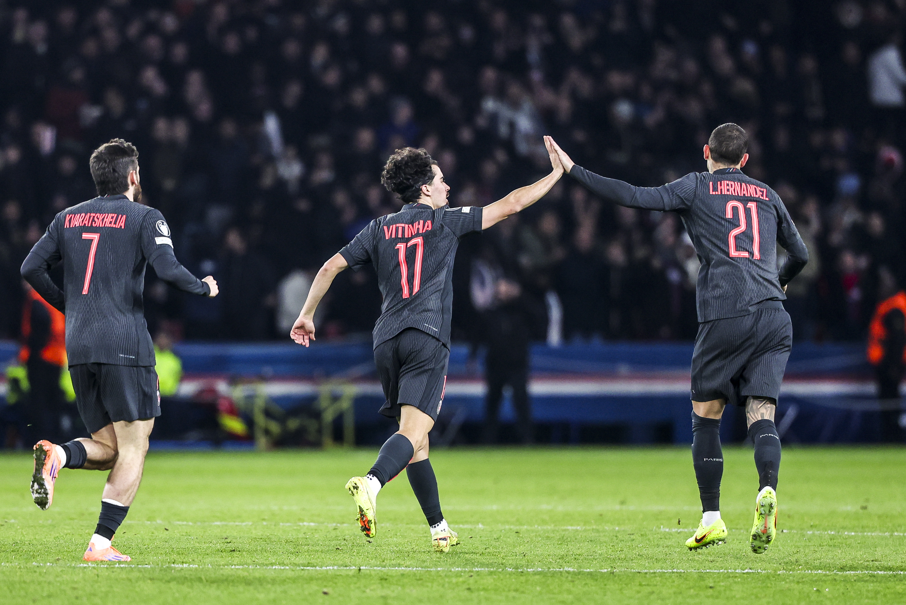 Ligue des Champions - L'équipe-type de la semaine, avec 1 joueur du PSG