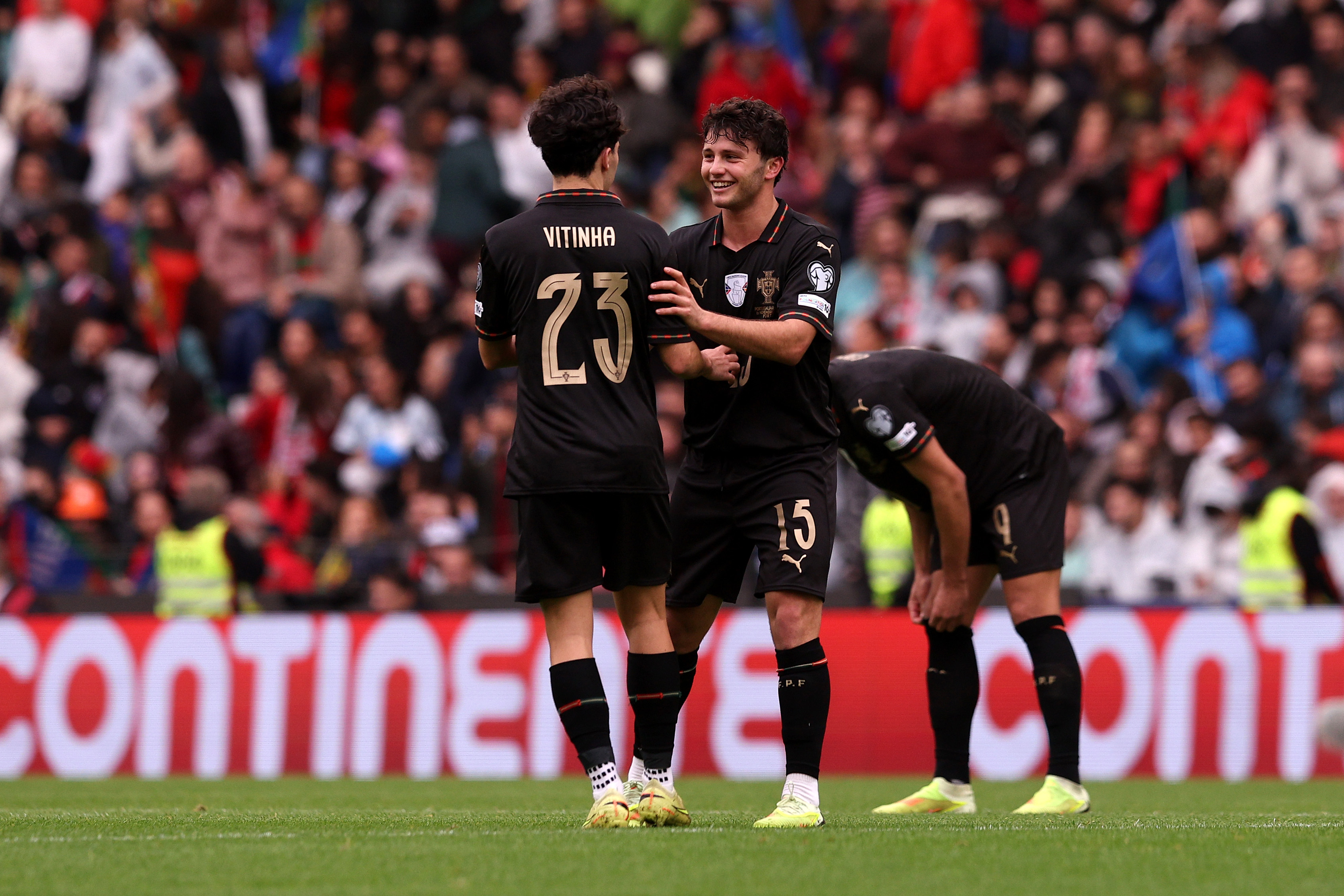 Résumé Portugal/Arménie en vidéo (9-1), Pluie de buts dont un triplé de Neves !