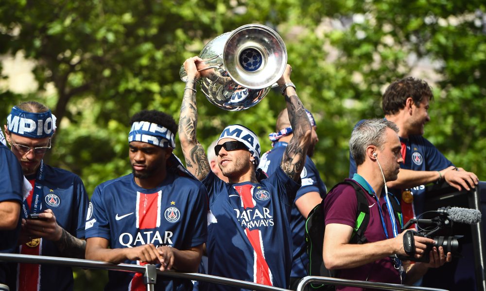 Lucas Hernandez s'offre un record de l&eacute;gende