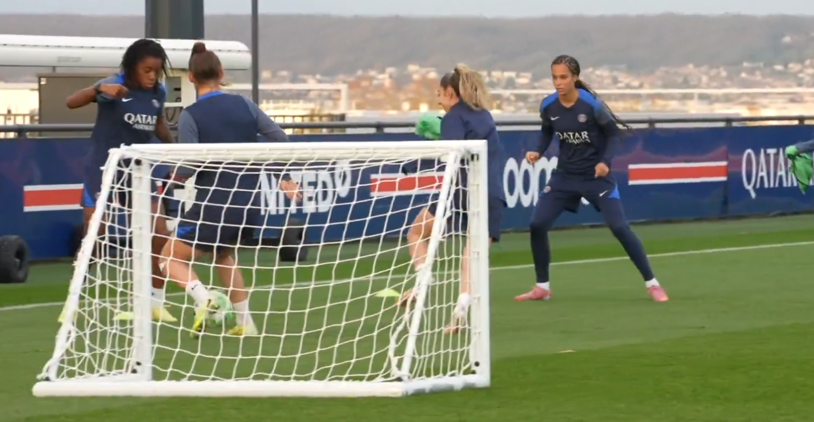 PSG/OH Louvain - La préparation des Parisiennes en vidéo
