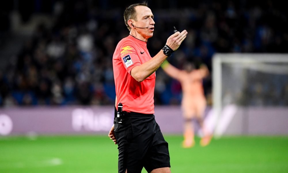 PSG/Paris FC - L'arbitre du match de la 17e journ&eacute;e de Ligue 1 d&eacute;sign&eacute;