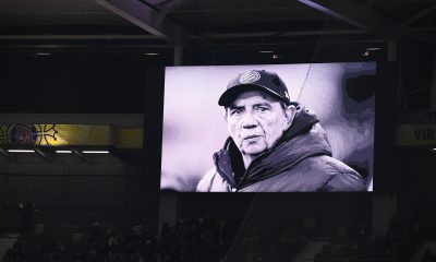 PSG/Paris FC - Jean-Louis Gasset honor&eacute; au Parc des Princes