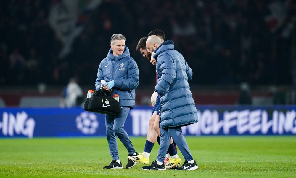 Officiel - Le PSG communiqu&eacute; la dur&eacute;e d'absence de Kvaratskhelia !