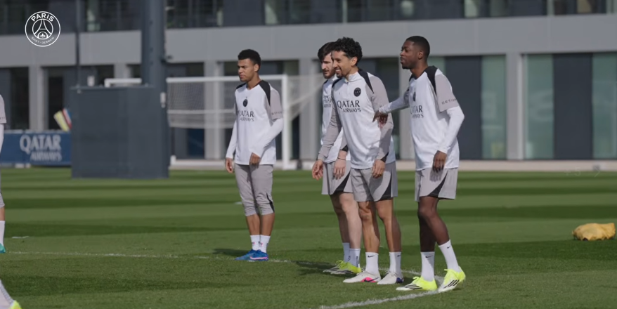 Le zapping de la semaine du PSG : victoire, pr&eacute;paration et Les Enfoir&eacute;s
