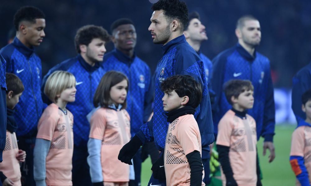 Le Havre/PSG - L'&eacute;quipe parisienne selon la presse : Ramos avec Kvaratskhelia ou Mbaye ?