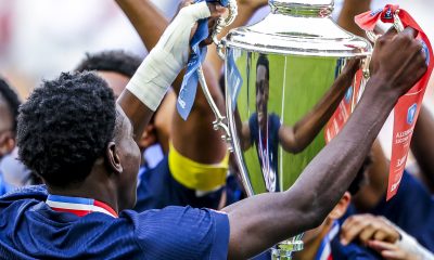 Mercato - Emmanuel Mbemba va rester &agrave; Paris, mais pas au PSG