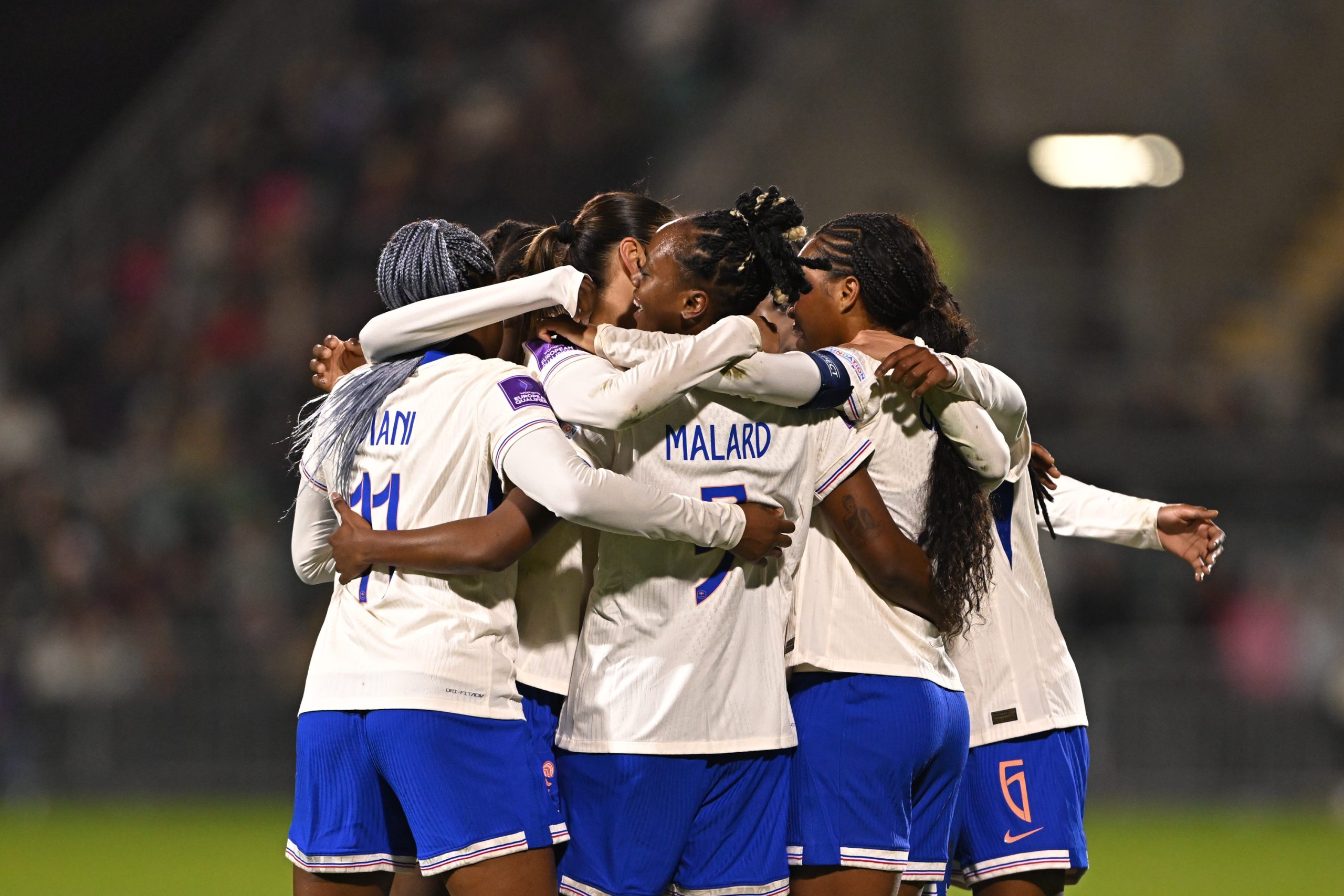 R&eacute;sum&eacute; vid&eacute;o Irlande/France (1-2), Malard sauve les Bleues !