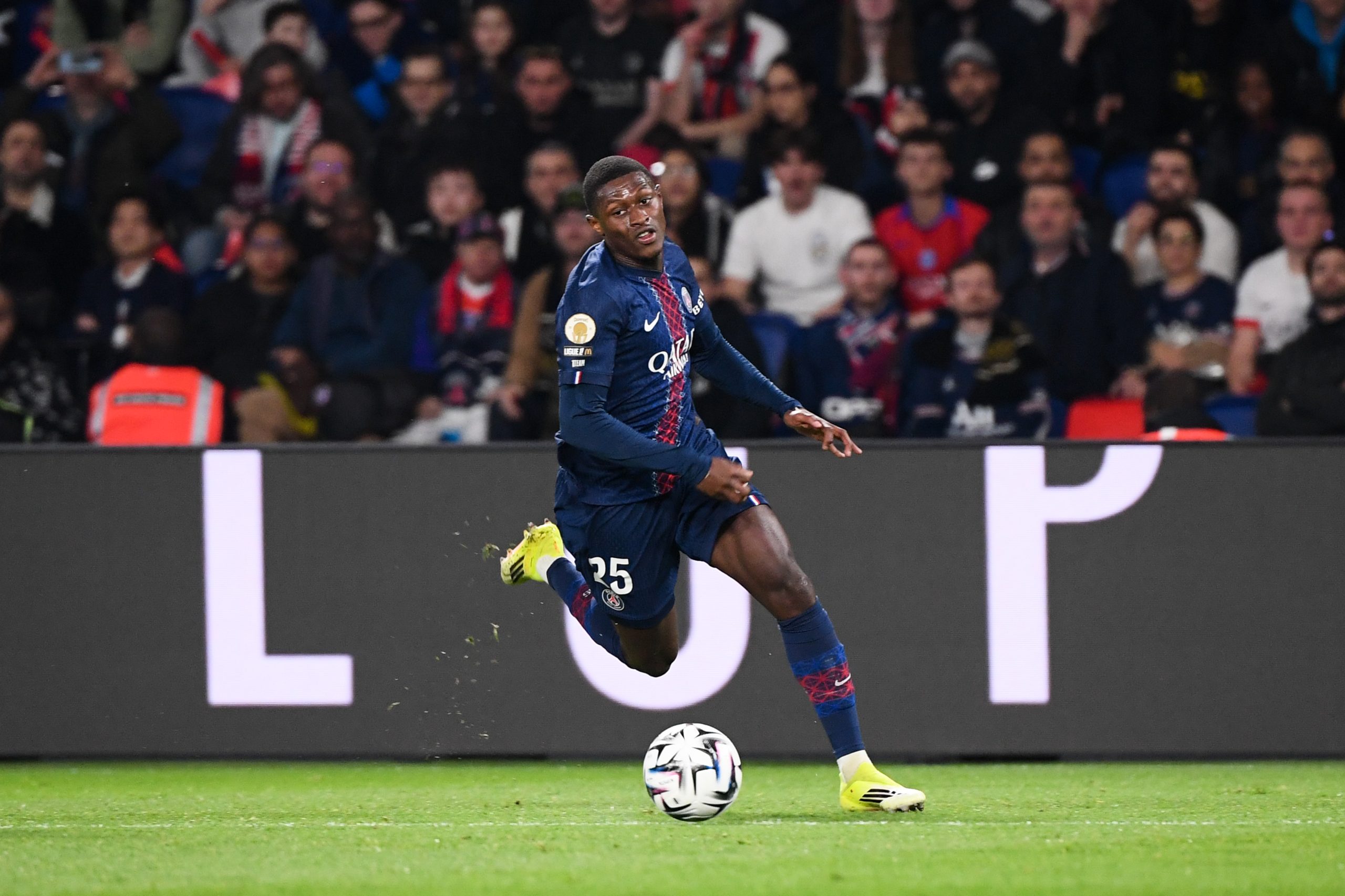 PSG/Monaco - Nuno Mendes vide son sac apr&egrave;s le revers