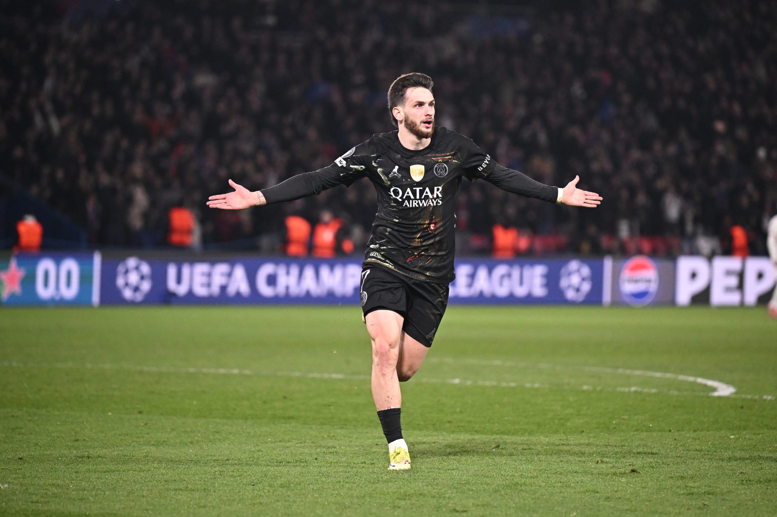 PSG/Chelsea - Kvaratshkelia souligne la mentalit&eacute; de son &eacute;quipe