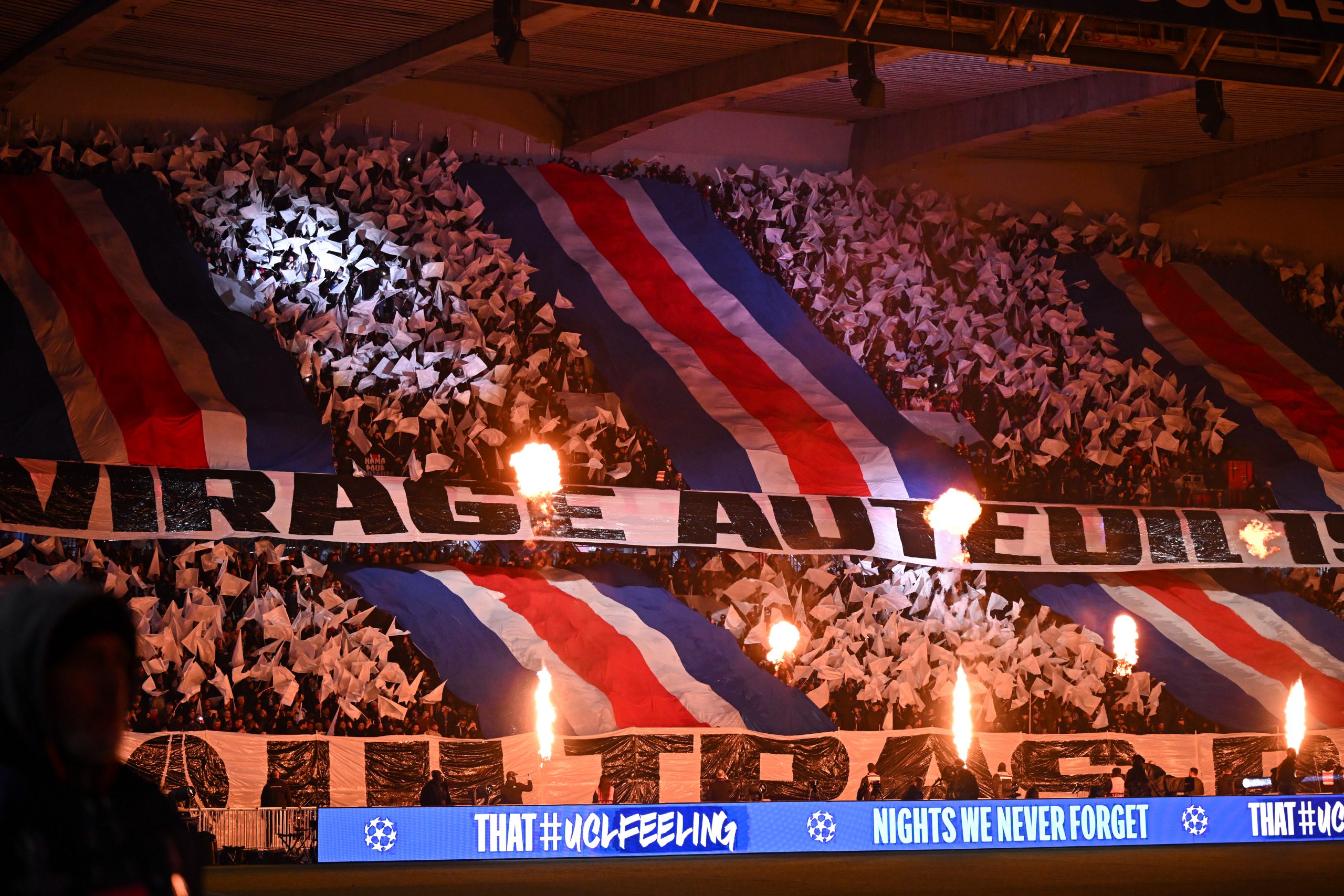 PSG/Liverpool - De nombreux supporters parisiens anglais au Parc des Princes