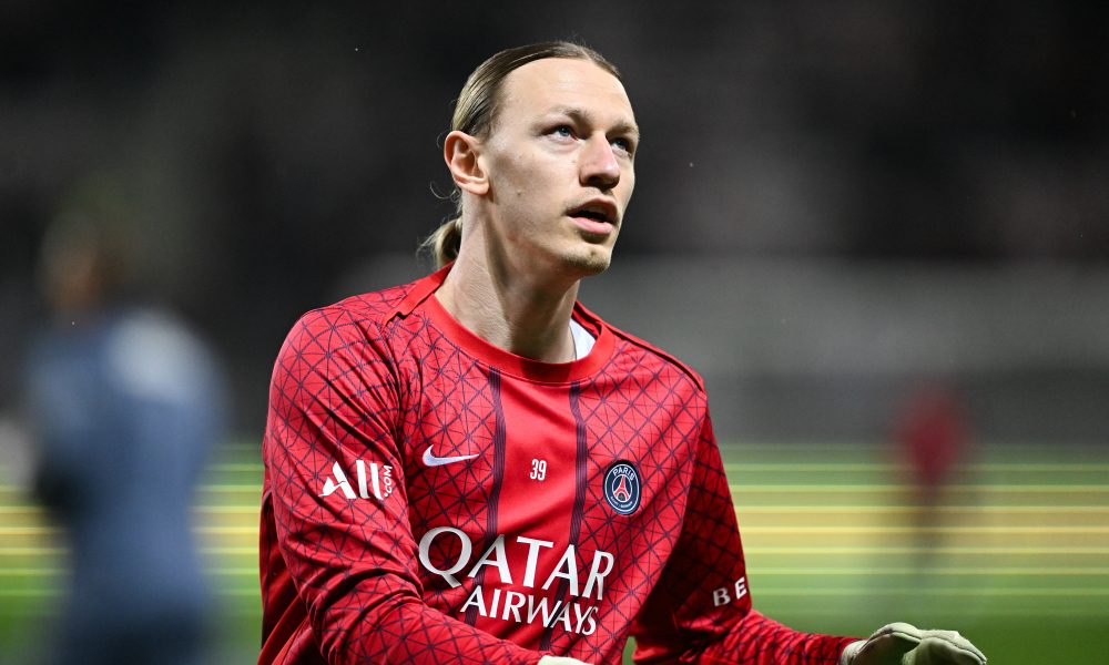Matvey Safonov s'exprime sans filtre &agrave; propos de sa place au PSG