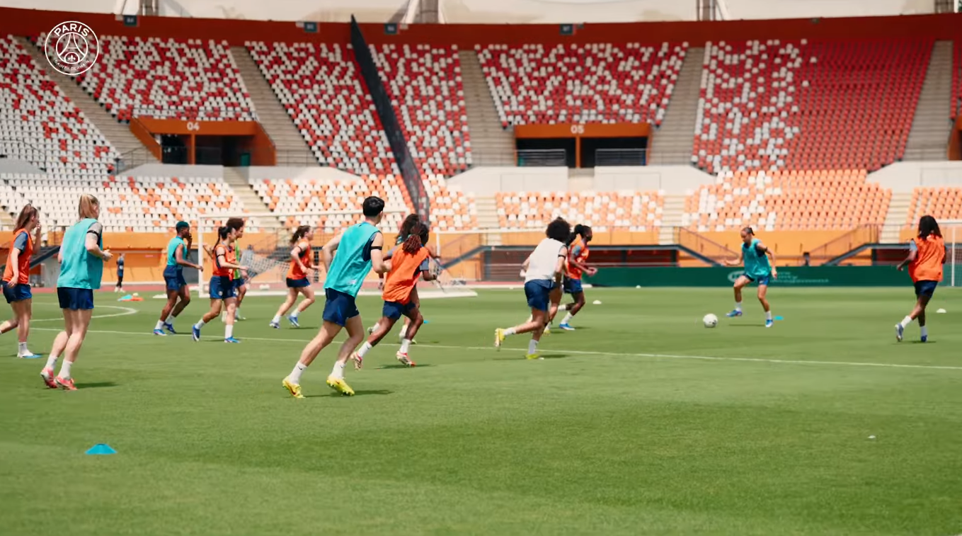 OL Lyonnes/PSG - La pr&eacute;paration de la finale aupr&egrave;s des Parisiennes