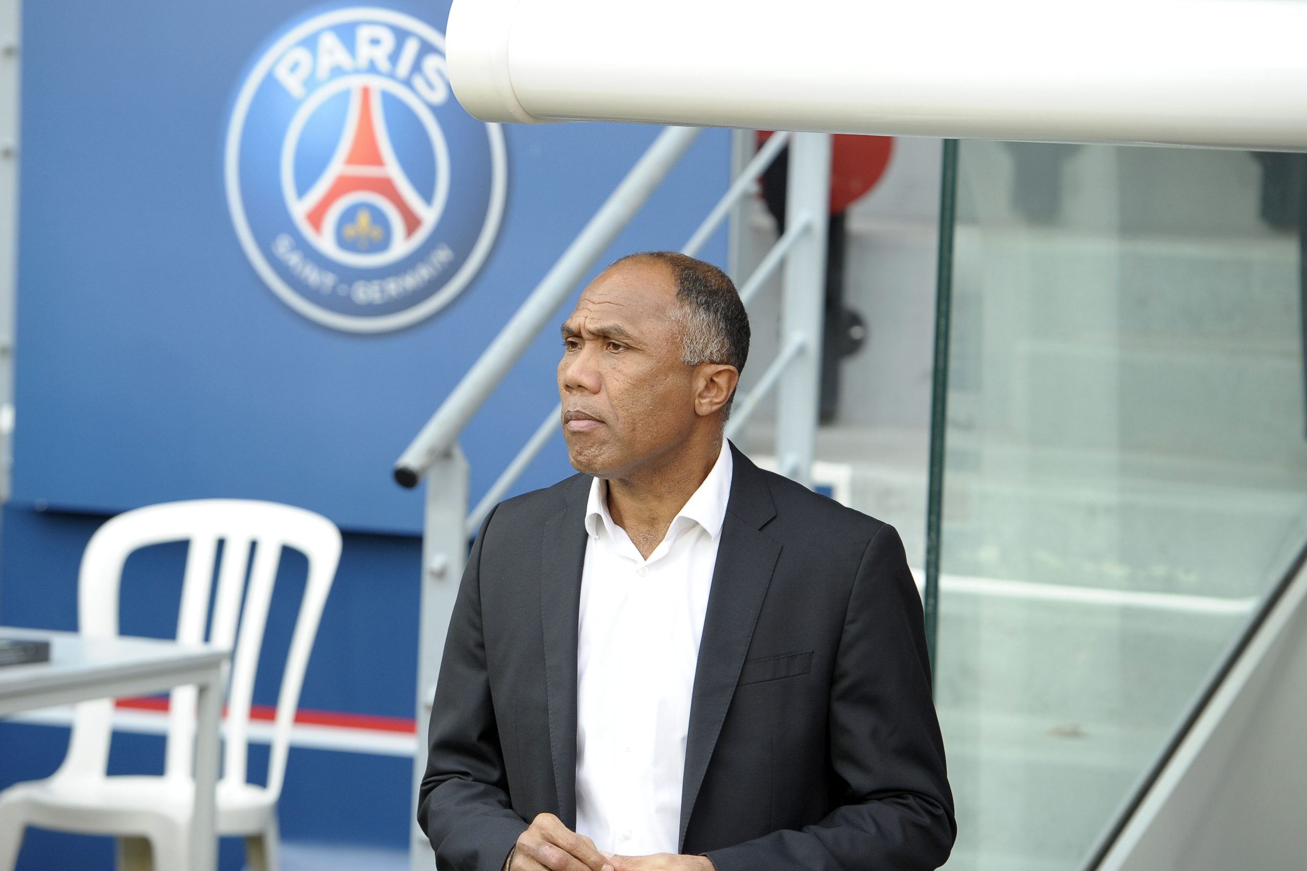 "Leonardo me la faisait &agrave; l&rsquo;envers", Kombouar&eacute; revient sur son d&eacute;part du PSG