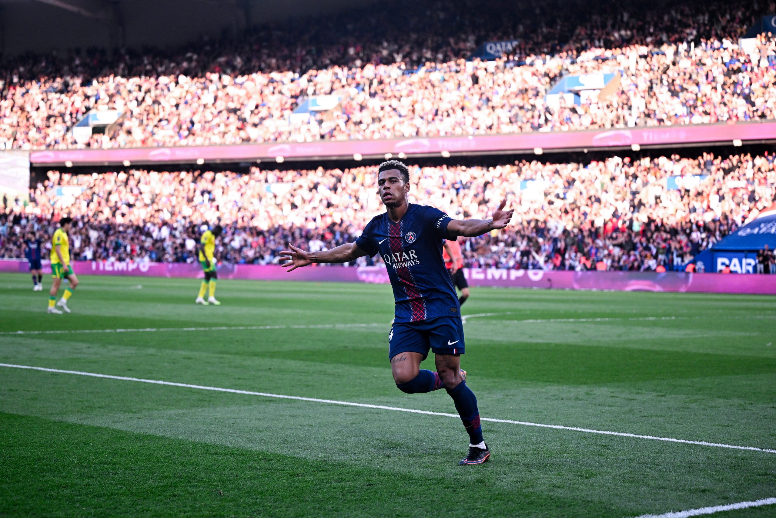 PSG/Nantes - La joie de Dou&eacute; apr&egrave;s la victoire