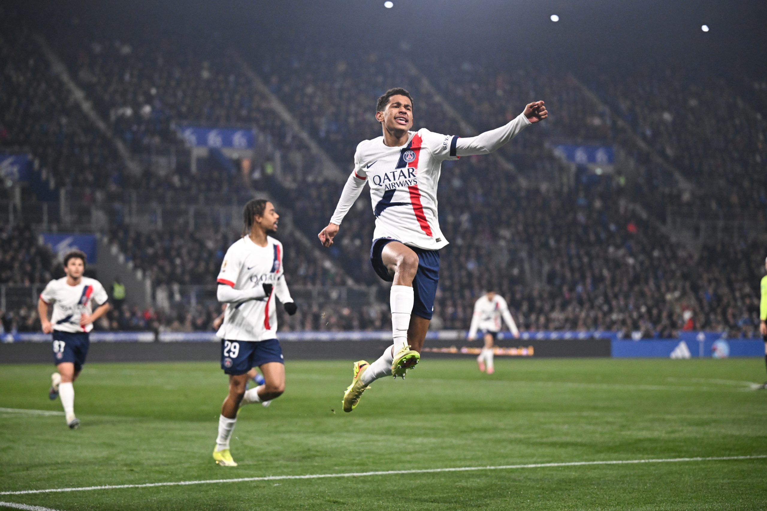 Joyeux anniversaire Senny Mayulu !