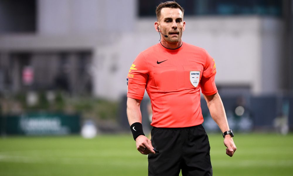 Paris FC/PSG - Un arbitre avec peu d'exp&eacute;rience d&eacute;sign&eacute; pour la 34e journ&eacute;e