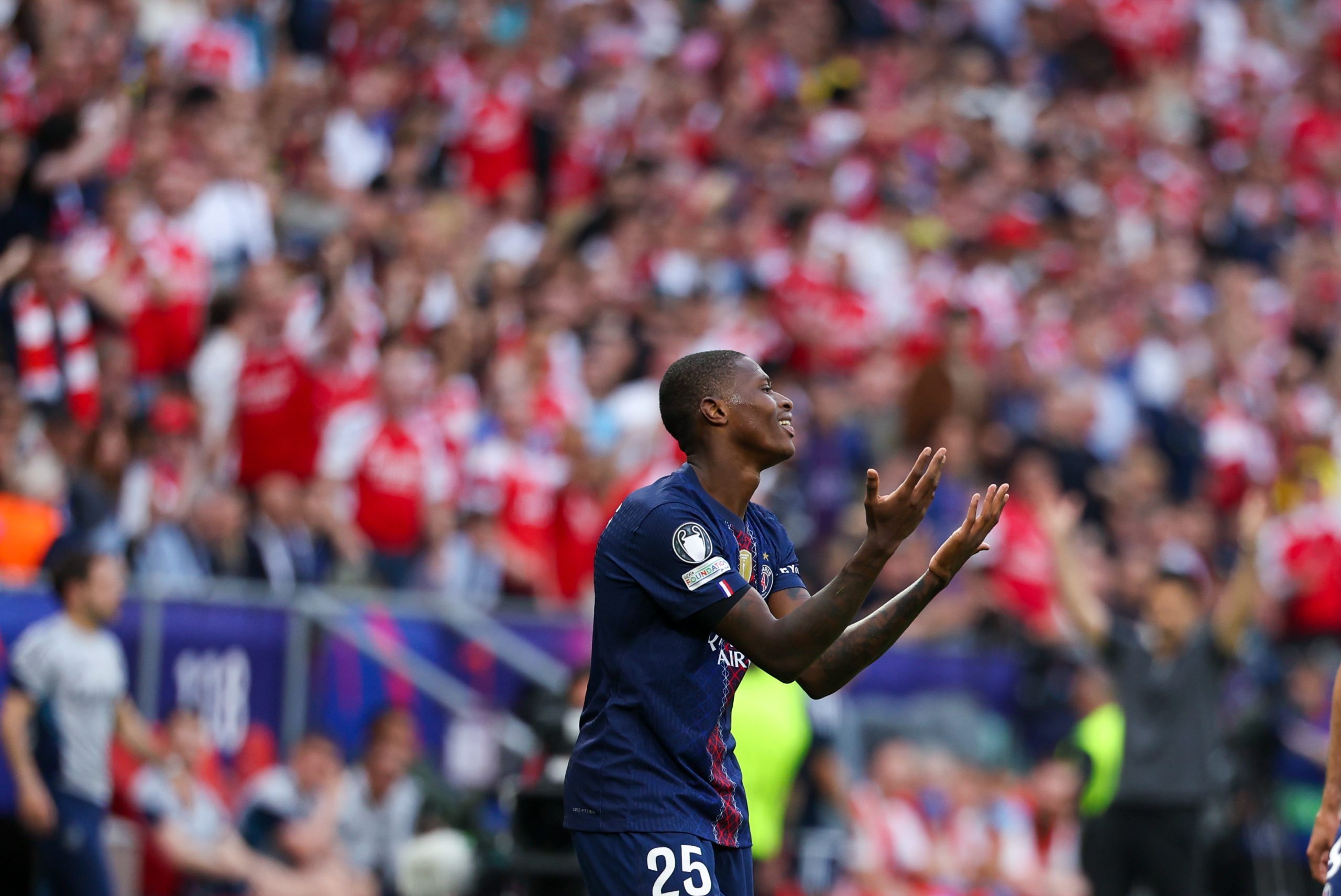 PSG/Arsenal - Nuno Mendes fier et d&eacute;j&agrave; tourn&eacute; vers la suite