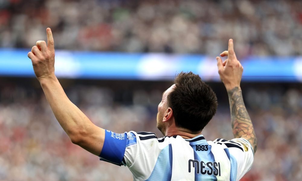 Revue de presse : Messi dans l'histoire, l'Equipe de France dans l'attente