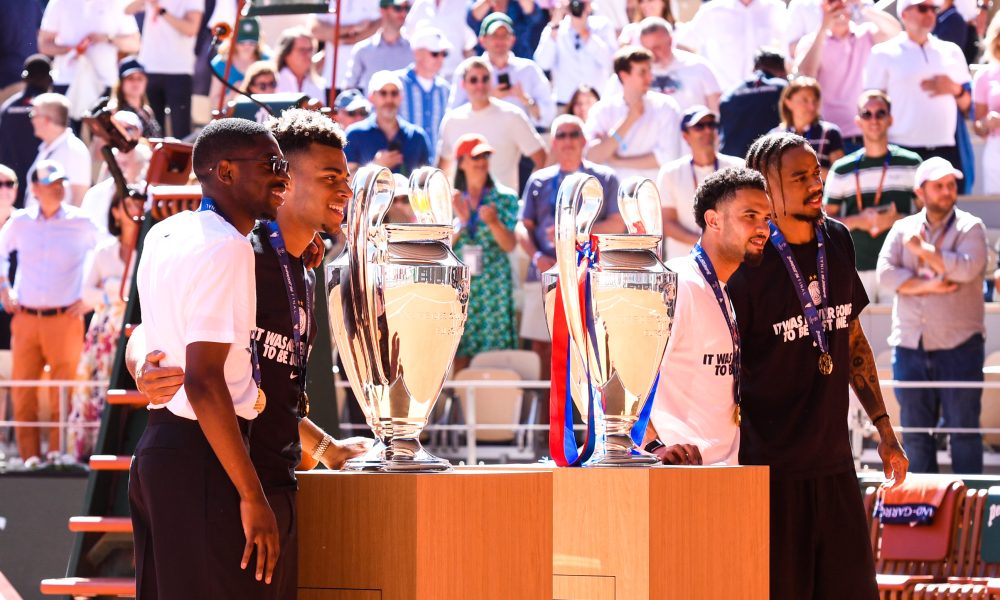 Les joueurs du PSG ont pr&eacute;sent&eacute; la Ligue des Champions &agrave; Roland Garros