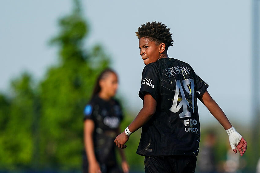 Officiel - Lafontaine signe son contrat professionnel au PSG !