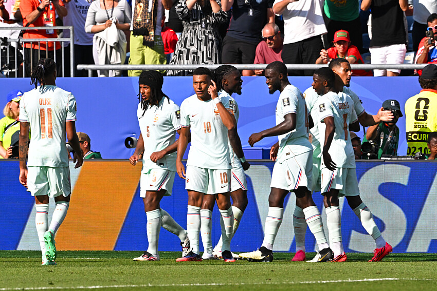 Revue de presse : France/Maroc, les Bleus foncent en demi-finale de Coupe du Monde