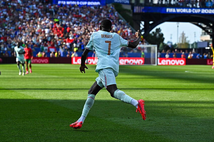 France/Maroc - Demb&eacute;l&eacute; assume son r&ocirc;le et ne s'enflamme pas
