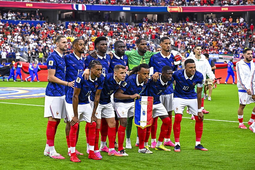 Fance/Angleterre - Les &eacute;quipes officielles du match de la 3e place