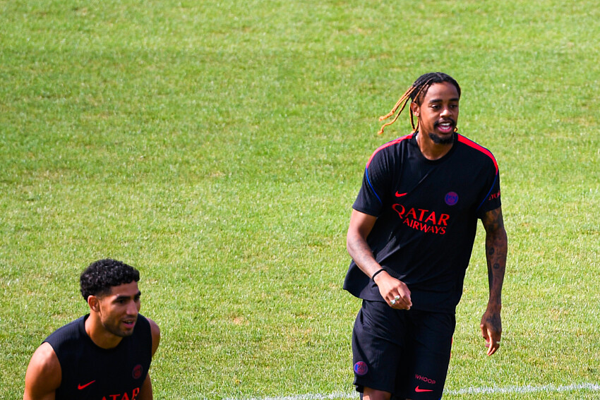 Mercato - Liverpool r&eacute;hausse son offre pour Barcola