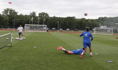 Immersion au sein de l'Equipe de France : tennis-ballon au programme !