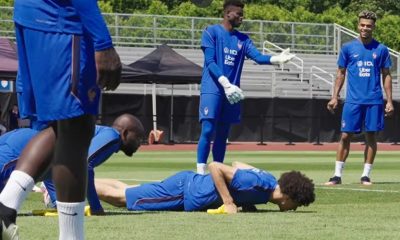 Immersion au sein de l'Equipe de France- Entra&icirc;nement et voyage des Bleus en vid&eacute;o