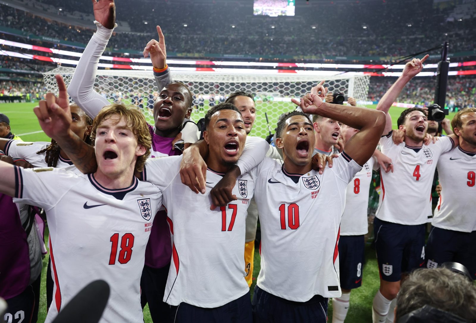 Résumé vidéo Mexique/Angleterre (2-3), les Anglais en quart de finale malgré un rouge !