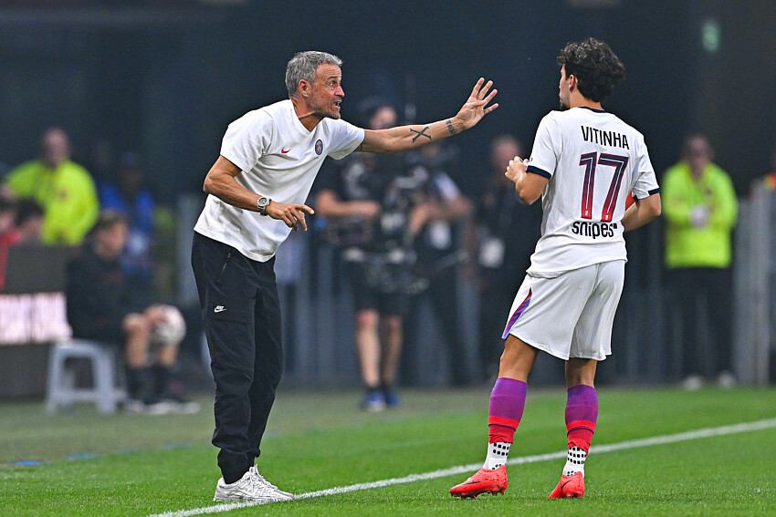Rennes/PSG - Luis Enrique tacle les arbitres et applaudit les recrues