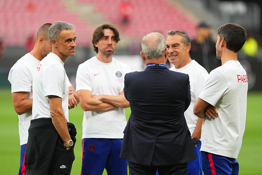 Revue de presse : "intraitable Luis Enrique" et point mercato
