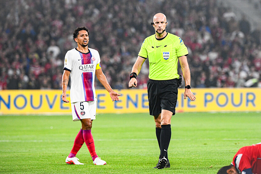 Lille/PSG - L'arbitre a expliqu&eacute; tr&egrave;s simplement la fameuse minute en plus