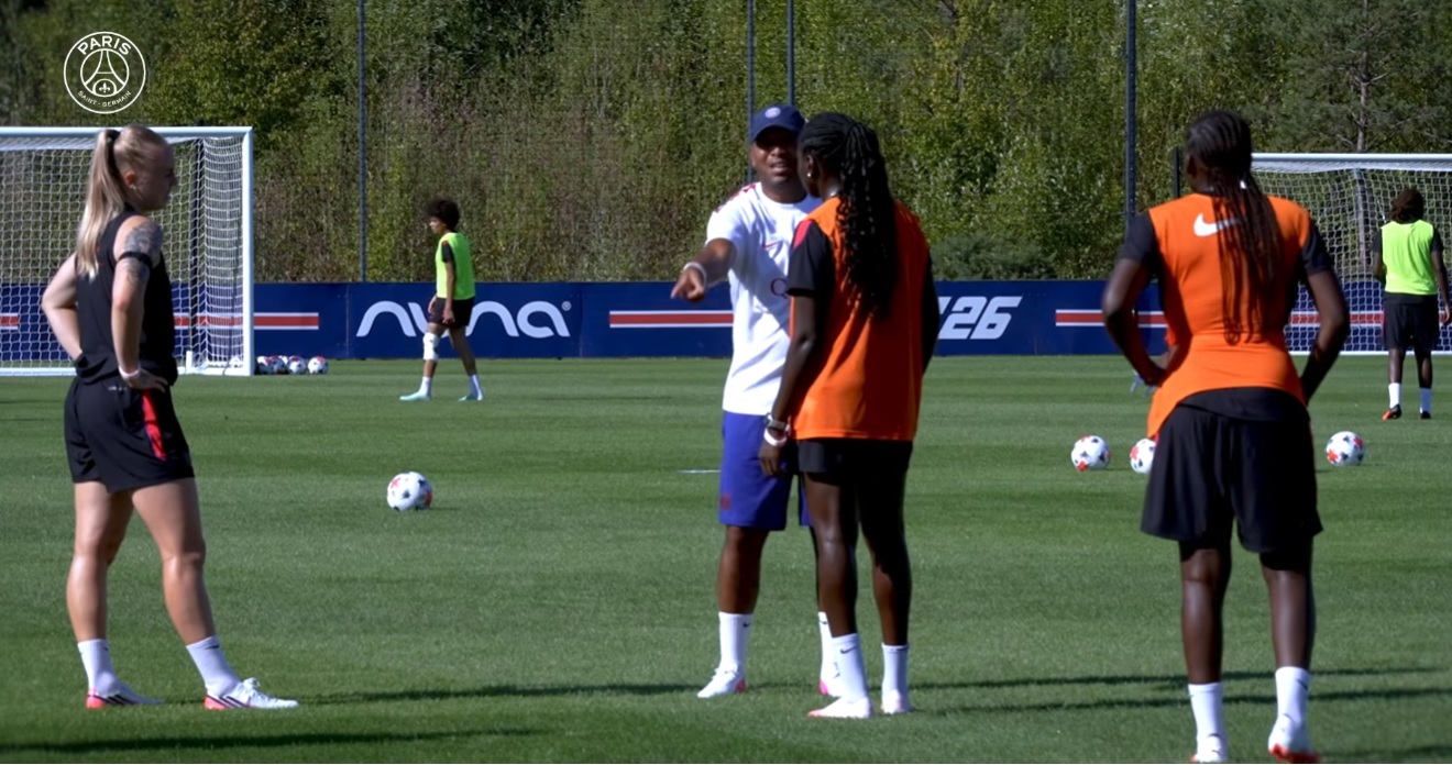 La vid&eacute;o au c&oelig;ur de la pr&eacute;paration du PSG avant d'affronter Francfort