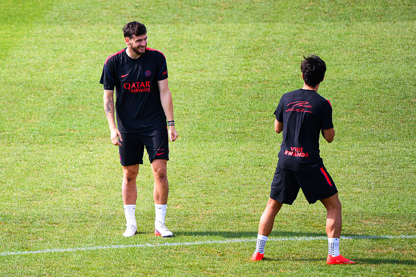 PSG/Slovan Bratislava - Le d&eacute;but de l'entra&icirc;nement parisien en vid&eacute;o