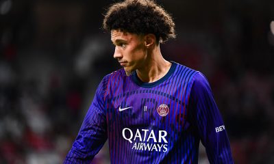 PSG/Monaco - Les recrues pr&eacute;sent&eacute;es au d&eacute;but de l'&eacute;chauffement parisien