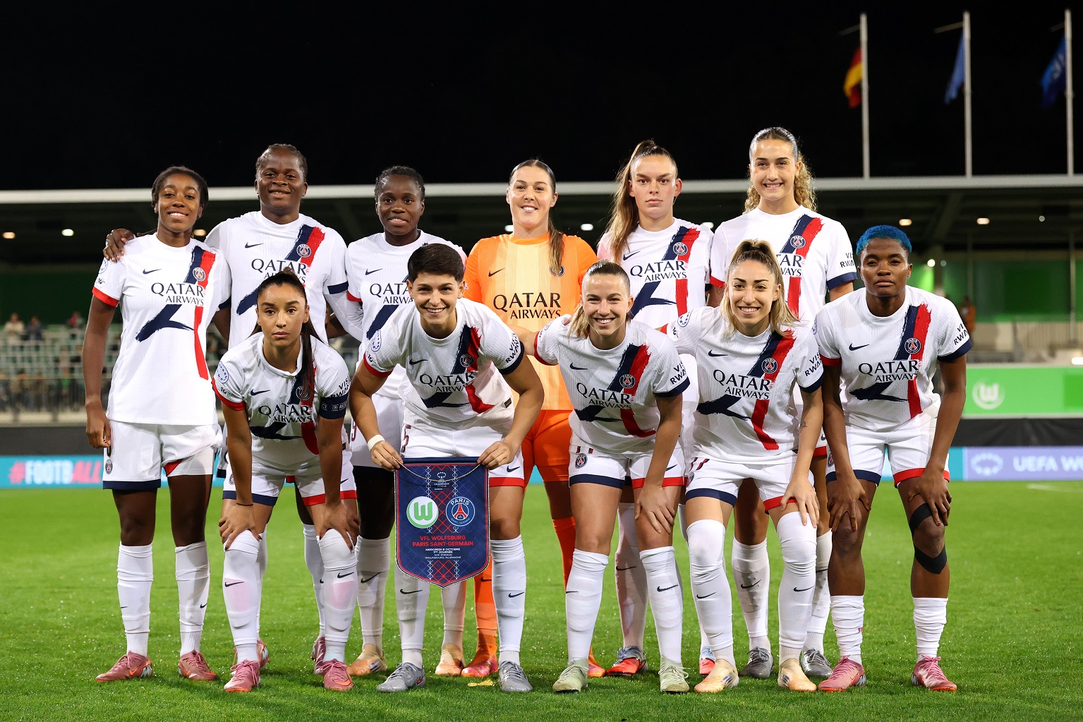 PSG/OH Louvain - Les &eacute;quipes officielles des F&eacute;minines