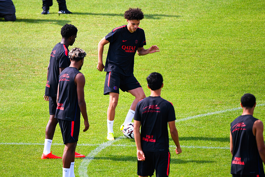PSG/Angers - Le d&eacute;but l'entra&icirc;nement parisien en direct ce jeudi &agrave; 11h