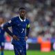 Demb&eacute;l&eacute; &eacute;voque les critiques suite &agrave; son Ballon d&rsquo;Or